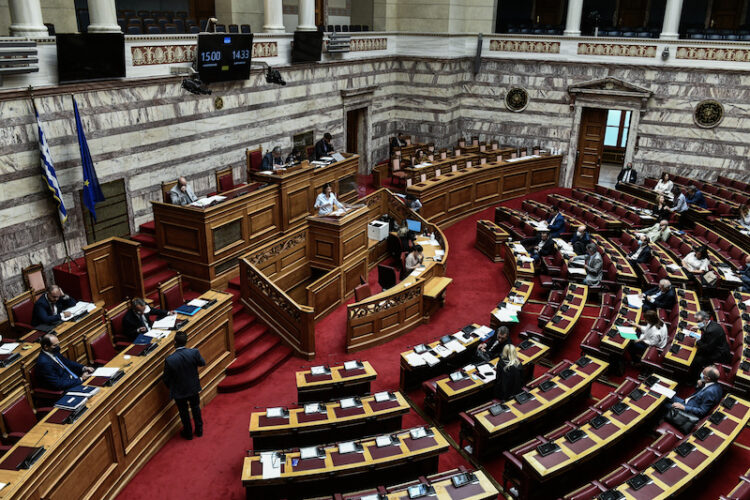 Στην Βουλή η τροπολογία για την αύξηση του στεγαστικού επιδόματος φοιτητών