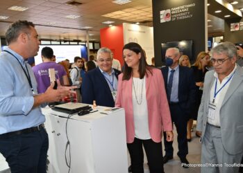 Το περίπτερο του ΑΠΘ στη  ΔΕΘ επισκέφθηκε η ηγεσία του υπ. Παιδείας