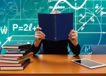 Εκπαιδευτικοί όμιλοι στα σχολεία προαιρετικά και να μετράνε στο ωράριο των εκπαιδευτικών