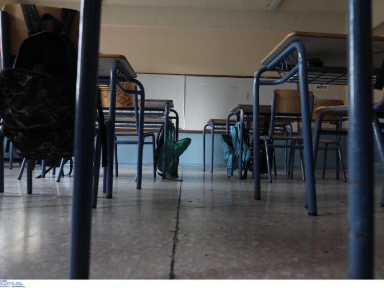 Προσλήψεις 267 σχολικών νοσηλευτών στη Β’ φάση: Οι πίνακες με τα ονόματα