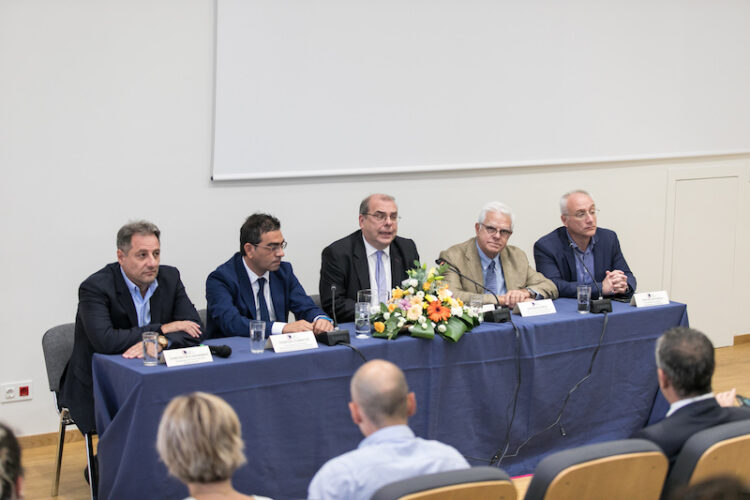 Χορήγηση υποτροφιών ακαδημαϊκού έτους 2022-2023 από το Ελληνικό Ανοικτό Πανεπιστήμιο και την Γενική Γραμματεία Κοινωνικής Αλληλεγγύης Καταπολέμησης της Φτώχειας του Υπουργείου Εργασίας και Κοινωνικών Υποθέσεων σε ευάλωτες κοινωνικές ομάδες