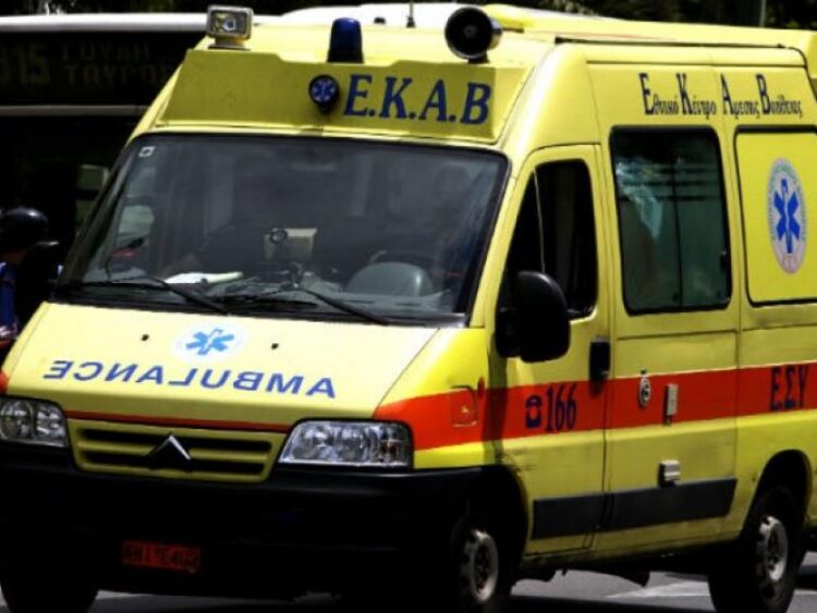 Κρήτη: Με κρανιοεγκεφαλικές κακώσεις 17χρονη μετά από τροχαίο με μηχανή