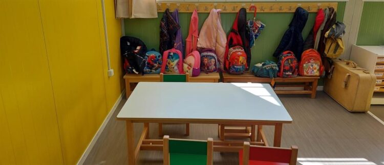 Πατήσια: Ξέχασαν 2χρονο έξω από παιδικό σταθμό (video)