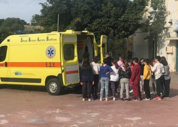 Κρήτη: Μαθητής προσπάθησε να βάλει τέλος στη ζωή του – Τον έσωσαν οι συμμαθητές του όταν έμαθαν ότι πήρε χάπια