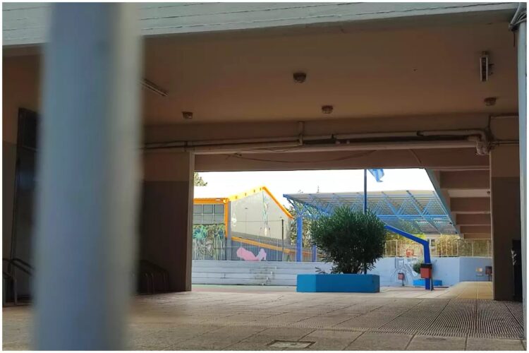 Μαθήτρια στα Άνω Λιόσια καταγγέλλει παρενόχληση από καθηγητή του σχολείου