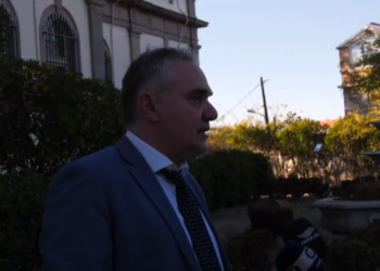 Καταδικάστηκε καθηγητής για σεξουαλική παρενόχληση μαθήτριας – Τα μηνύματα που τον έκαψαν (video)