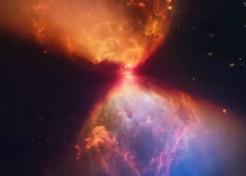 James Webb: Αποθανατίστηκε η συγκλονιστική στιγμή της «γέννησης» ενός άστρου – Η «κλεψύδρα» που κόβει την ανάσα