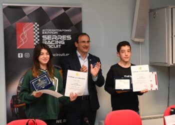 Δύο 13χρονοι μαθητές από τις Σέρρες πήραν το πρώτο βραβείο στη Διεθνή Ολυμπιάδα Ρομποτικής στη Νότια Κορέα (φωτο)