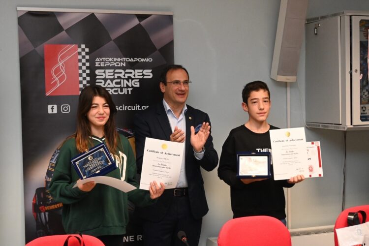 Δύο 13χρονοι μαθητές από τις Σέρρες πήραν το πρώτο βραβείο στη Διεθνή Ολυμπιάδα Ρομποτικής στη Νότια Κορέα (φωτο)