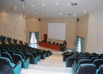 Θεσσαλία: Φοιτητής δεν μπορεί να πάρει το πτυχίο του λόγω χρέους 150 ευρώ