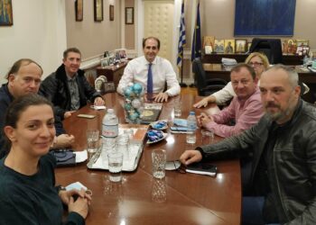Συνάντηση ΟΛΜΕ-ΔΟΕ-ΟΙΕΛΕ με τον Υφυπουργό Οικονομικών