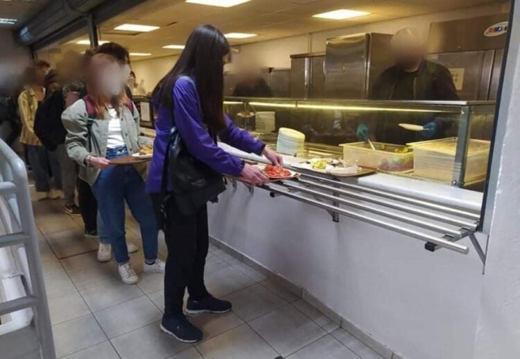 Καταγγελίες για τα ελληνικά Πανεπιστήμια: Άλλα χωρίς δωρεάν σίτιση, άλλα χωρίς ρεύμα και ζεστό νερό