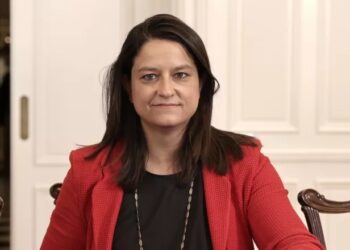 Κεραμέως: Έρχεται πλατφόρμα ανώνυμων καταγγελιών για το bullying στα σχολεία