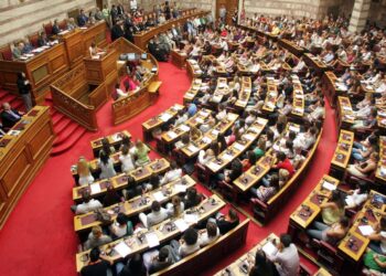 Τροπολογία – προσθήκη της κ. Κεραμέως στο νσχ του υπ. παιδείας για τη σχολική βία