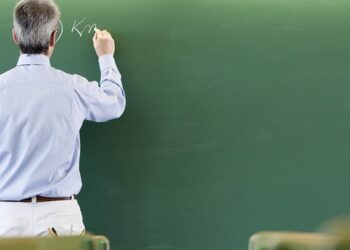 Υπόμνηση καταληκτικών ημερομηνιών για αποσπάσεις εκπ/κών