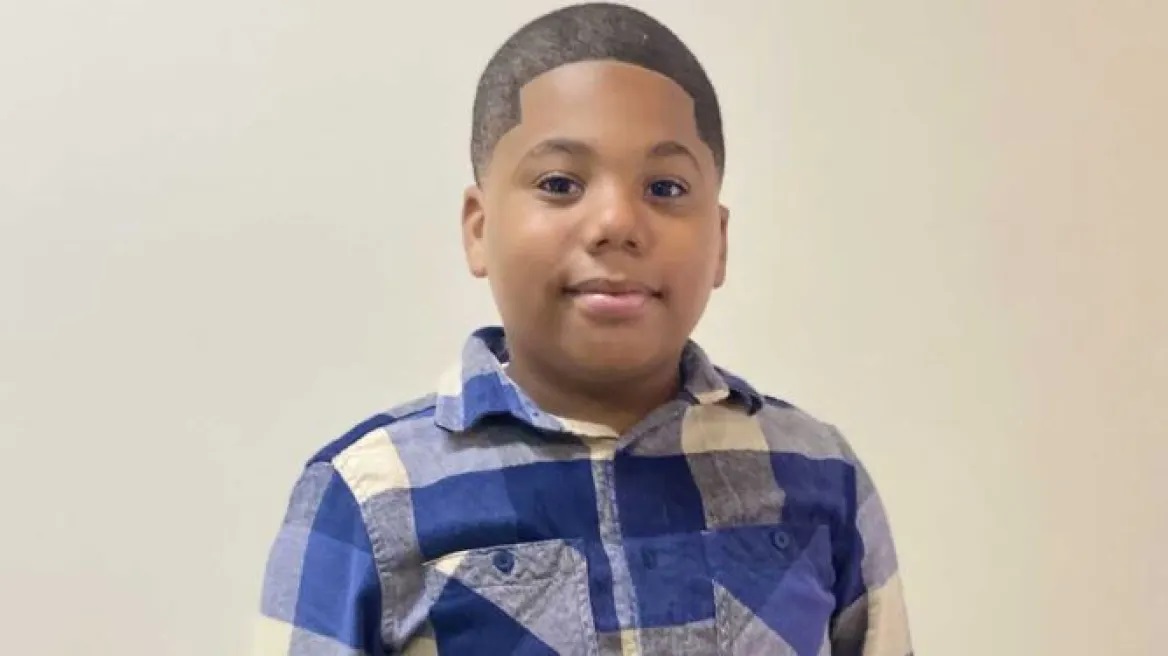 11χρονος κάλεσε την Άμεση Δράση για να προστατέψει τη μαμά του και τον πυροβόλησε αστυνομικός