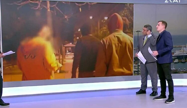 Άγρια συμπλοκή στο κέντρο της Αθήνας – Σοβαρά τραυματισμένος ένας 16χρονος (video)