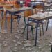 Τρίκαλα: Έπεσαν σοβάδες σε αίθουσα σχολείου – Υπήρχαν μέσα μαθητές (φωτο)