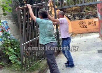 Γυαλιά καρφιά σε σχολείο στη Λαμία ύστερα από πάρτι (video)