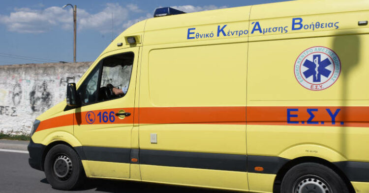 Στο «Παίδων» με σπασμένα δόντια 12χρονη μαθήτρια ύστερα από άγριο καυγά στην Χαλκίδα μέσα στο σχολείο της