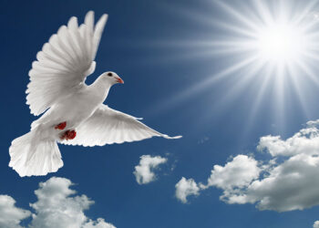 Αγίου Πνεύματος: Τι γιορτάζουμε αυτή την Άγια ημέρα, ποιος ο συμβολισμός και γιατί πέφτει πάντα Δευτέρα