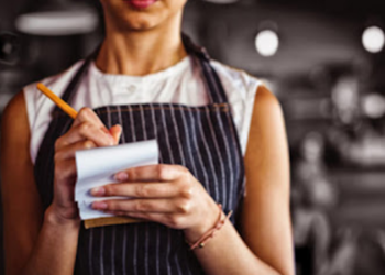 Έρχεται ο ψηφιακός κατώτατος μισθός με «οδηγό» την αγορά εργασίας