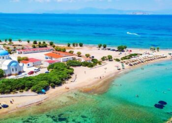 Τραγωδία στο Αγκίστρι: Οδηγούσε ηλεκτρικό ποδήλατο και προσέκρουσε σε βράχο – Νεκpή 20χρονη