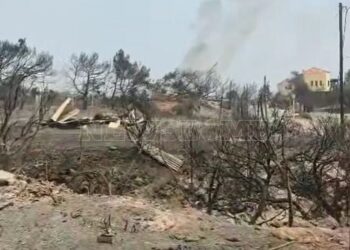 Φωτιά στη Ρόδο: «Κρανίου τόπος» το Κιοτάρι – Στάχτη, καμένα σπίτια και απελπισία στους κατοίκους (video)