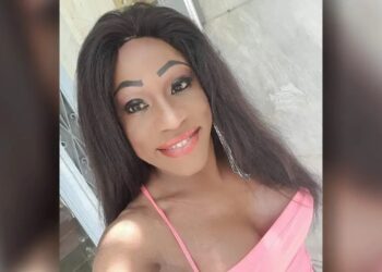 Άγιος Παντελεήμονας: Μυστήριο με τη δολοφovία της τρανς – “Σήμερα βρέθηκε σφαγμέvη στο διαμέρισμα που νοίκιαζε…