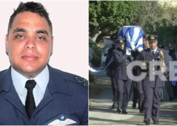 Σπαραγμός στα Χανιά: Το τελευταίο αντίο στον κυβερνήτη του μοιραίου Canadair – Τιλυγμένο με τη γαλανόλευκη το φέρετρο