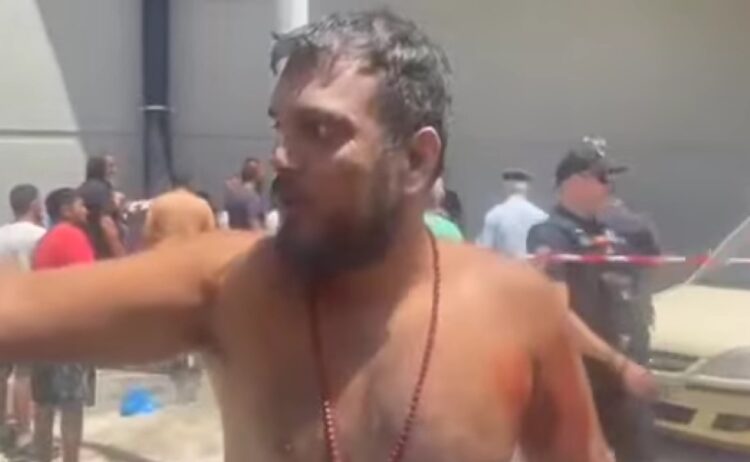 Πάτρα: “Βγάζαμε κάτι παλιοσίδερα” λέει Ρομά που γλίτωσε από θαύμα από την πτώση γέφυρας (video)