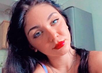 Νεκρή 16χρονη στη Χαλκιδική: Ένιωσε αδιαθεσία και έχασε τις αισθήσεις της – «Έφαγε ένα χοτ ντογκ και κατέρρευσε» (φωτο, video)