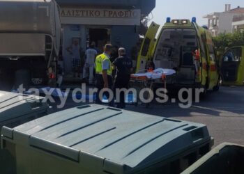 Πριν Λίγο: Φορτηγό παρέσυρε και Σκότωσe πεζό-Τραγικές εικόνες στο δρόμο[Οι Πρώτες Φωτογραφίες]
