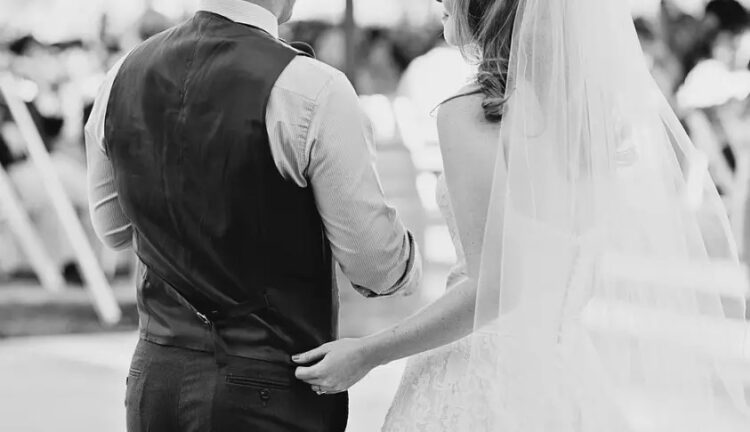 Χαμός σε Γάμο! Η αδελφή της νύφης κατέστρεψε το γλέντι-Έκανε τη μεγάλη αποκάλυψη!