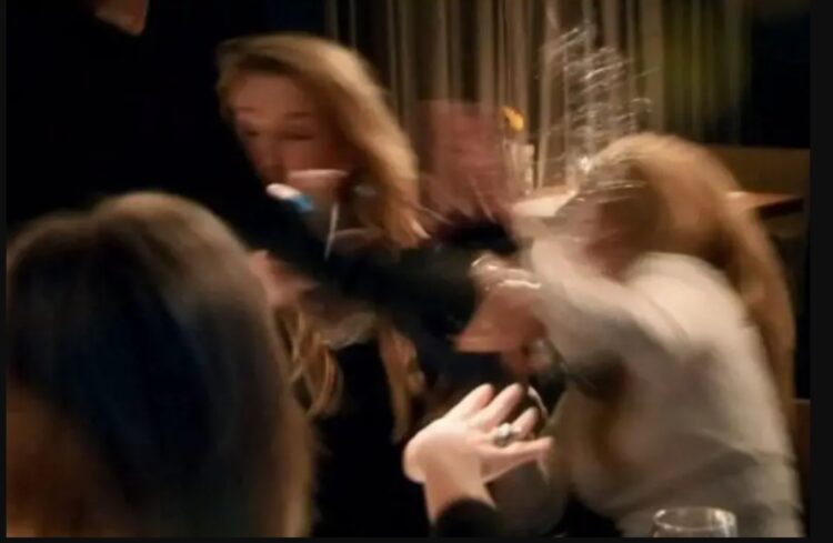 Χαμός στην Κρήτη: Συμπεθέρες πιάστηκαν στα χέρια για τον χωρισμό των παιδιών τους – Μια 55χρονη έβγαλε μαχαίρι σε 37χρονη