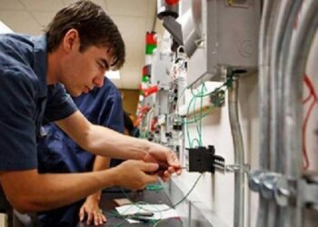 Επαγγελματικές Σχολές Μαθητείας: Έως 10/9 οι αιτήσεις για αμειβόμενη και ασφαλισμένη μαθητεία με 30 ειδικότητες αιχμής