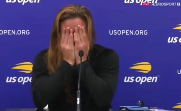 Κατέρρευσε η Μαρία Σάκκαρη με λυγμούς: «Ντροπιάζω όλους τους Έλληνες, έχω ντροπιάσει τον εαυτό μου, έχω ντροπιάσει τους ανθρώπους μου»