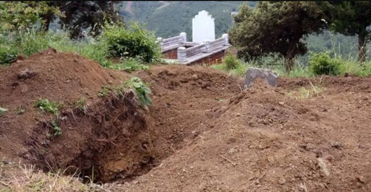 «Το έθaψα ζωντανό για να έχει το άλλο παρέα»: Η τρομακτική ιστορία του Βασίλη Τάκου που σκότωσe τα παιδιά του