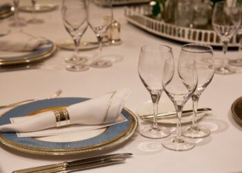 Έκανε το τραπέζι στα πρώην πεθερικά της, πέθαναν όλοι: «Ήταν ατύχημα η δηλητηρίαση», λέει η 48χρονη