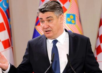 Κροάτης πρόεδρος: «Πήγαν για να κάνουν επεισόδια – Aν η Αθήνα κρατήσει και τους 100 θα ανοίξει βεντέτα» (video)