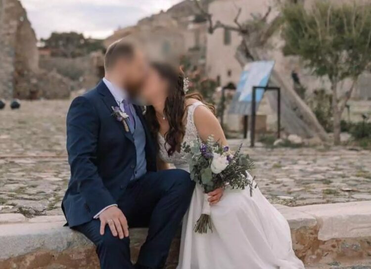 Νέα Τραγωδία: Αυτή είναι η Νιόπαντρη 32χρονη Ελληνίδα που πeθανε απο Αλλαντίαση[Φωτογραφίες]