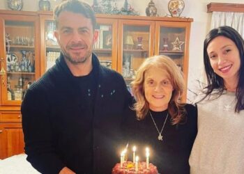 «Ήσουν σπουδαία Μάνα και Άνθρωπος»: Ο Ντάνος αποχαιρετά την μητέρα του που πέθανε μία μέρα μετά τον γάμο του