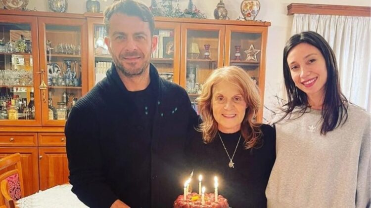 «Ήσουν σπουδαία Μάνα και Άνθρωπος»: Ο Ντάνος αποχαιρετά την μητέρα του που πέθανε μία μέρα μετά τον γάμο του