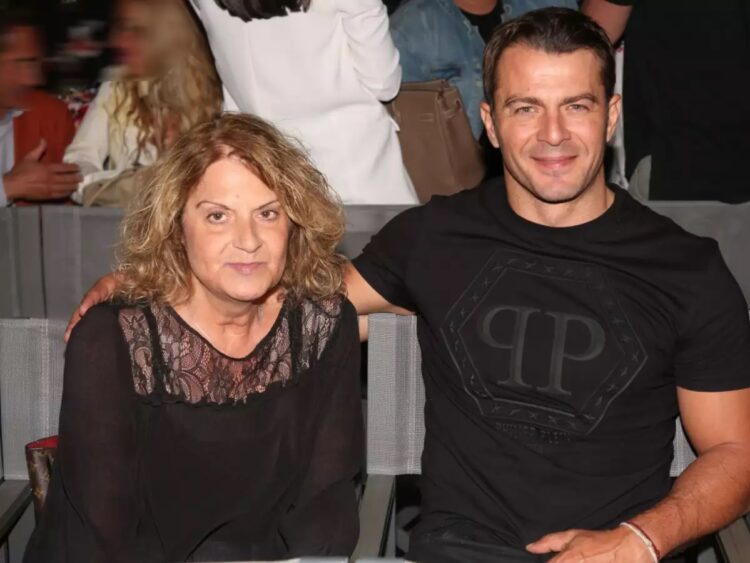 “Αφού μας ευχήθηκες, έφυγες”: Βαρύ πένθος για τον Γιώργο Αγγελόπουλο 1 μέρα μετά τον γάμο, πέθανε η μητέρα του