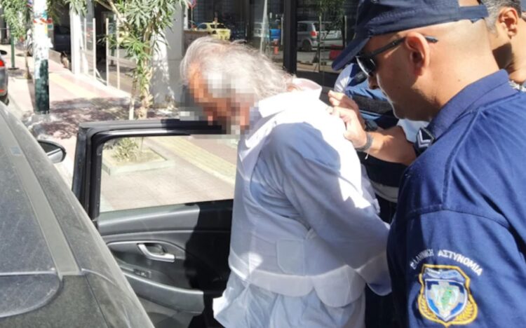 Δολοφονία στον Πειραιά-Νέα Σοκαριστικά στοιχεία: «Φώναζε και χτυπούσε το κεφάλι του στον τοίχο»