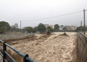 Δραματική προειδοποίηση Αρναούτογλου: «Δεν έχω δει παρόμοια προγνωστικά μοντέλα ποτέ στη ζωή μου»