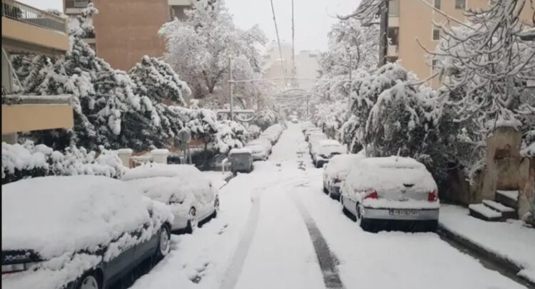 Βγήκαν τα μερομήνια: Έρχεται ο πιο βαρύς χειμώνας – Πολικό ψύχος με χιόνια από φθινόπωρο – O καιρός μέχρι Απρίλη