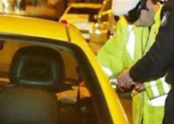 Τρόμος για 19χρονή στον Άγιο Στέφανο, κατήγγειλε οδηγό ταξί για βiασμό – Τον βρήκαν και τον συνέλαβαν μετά από τις περιγραφές