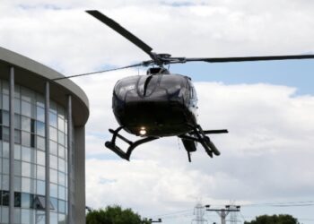 Ελικόπτερο στη Σύρο προσγειώθηκε σε βενζινάδικο για ανεφοδιασμό