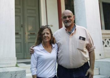 Βρήκε τον βιολογικό του πατέρα μετά από 63 χρόνια – Η συγκινητική ιστορία από το κέντρο βρεφών Μητέρα